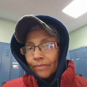 Meet your Posher, Mona